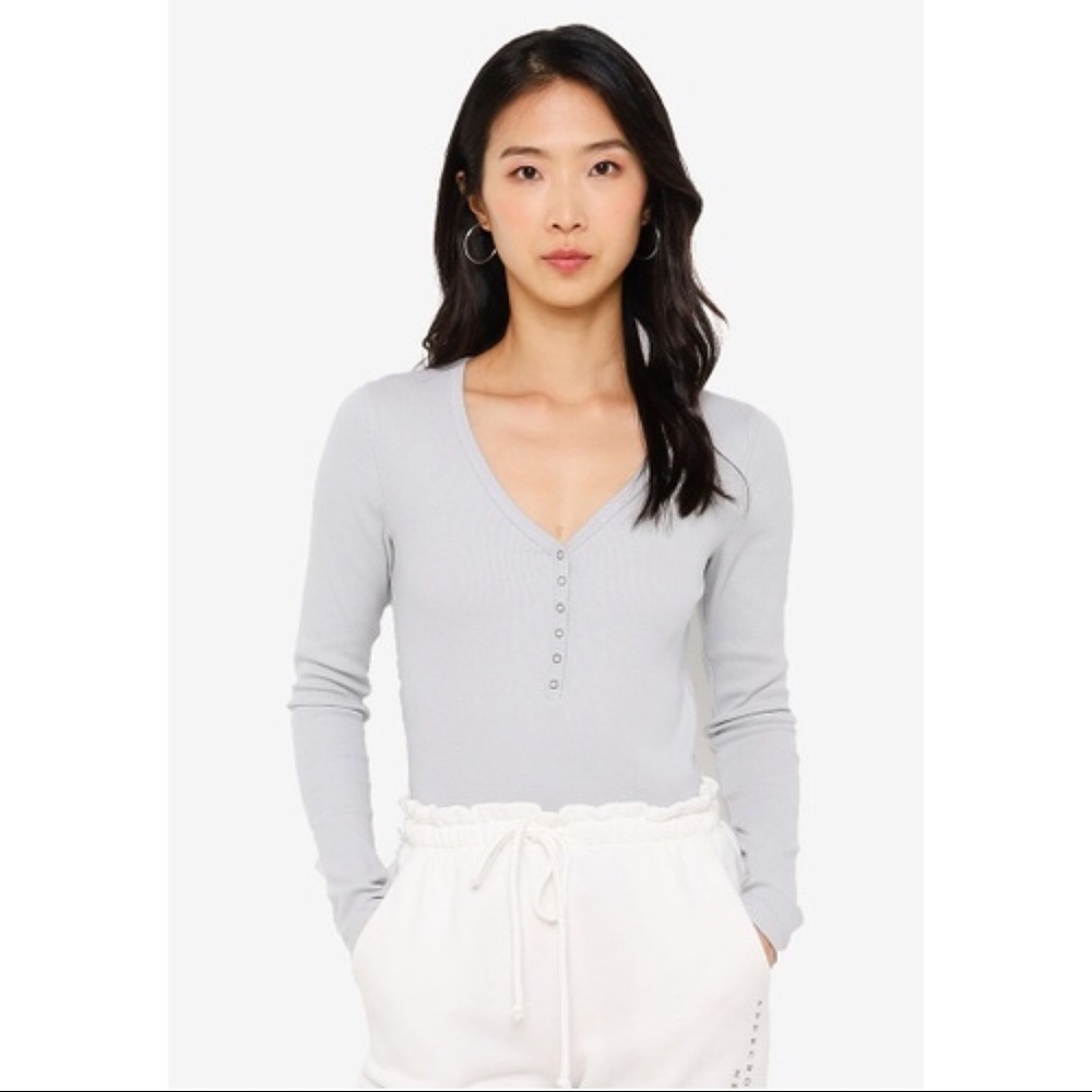 NWT Abercrombie & Fitch Long Sleeve Cotton Henley - Light Blue - Small
